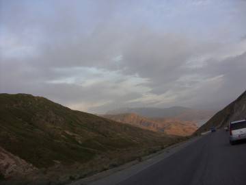 Дугоба альпсборы (Памиро-Алай) фото, май 2011