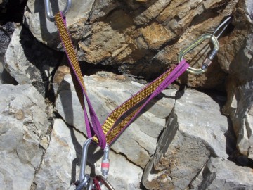 Дугоба альпсборы (Памиро-Алай) фото, май 2011