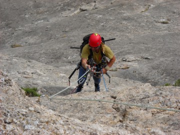 Крым (скальные маршруты, альпинизм) фото, октябрь 2010