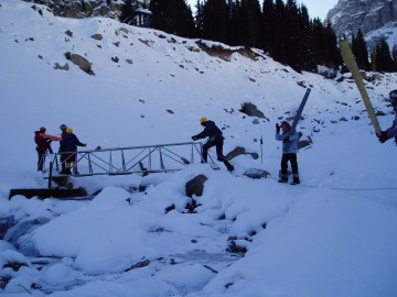Туюк-Су альпсборы (Тянь-Шань) фото, январь 2011