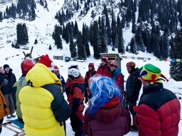 Туюк-Су альпсборы (Тянь-Шань) фото, январь 2012