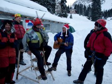 Туюк-Су альпсборы (Тянь-Шань) фото, январь 2012