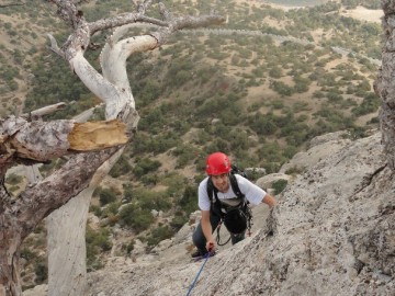 Крым альпсборы (Ермачек) фото, октябрь 2012