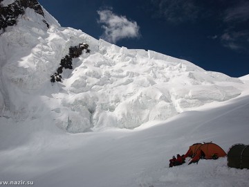 Пик  Хан-Тенгри (Тенгри-Таг) фото, август 2011