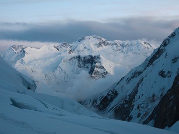 Пик  Хан-Тенгри (Тенгри-Таг) фото, август 2011
