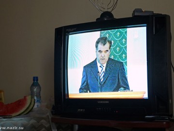 Пик Коммунизма, пик Корженевской фото, июль-август 2008