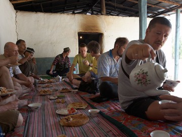 Пик Коммунизма, пик Корженевской фото, июль-август 2008