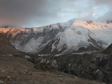 Пик Коммунизма, пик Корженевской фото, июль-август 2008