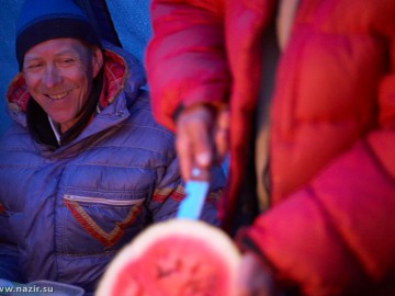 Пик Коммунизма, пик Корженевской фото, июль-август 2008