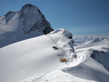Пик Коммунизма, пик Корженевской фото, июль-август 2008